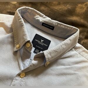 American Eagle / Blue Dress Shirt / Mens Medium / Classic Fit